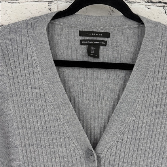 Tahari Extra-Fine Merino Wool Ribbed Button-Front Cardigan — Size Small — Gray - Picture 2 of 9